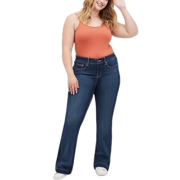 3X • Torrid • FOXY SCOOP NECK CAMI - REDWOOD - Picture 4 of 5